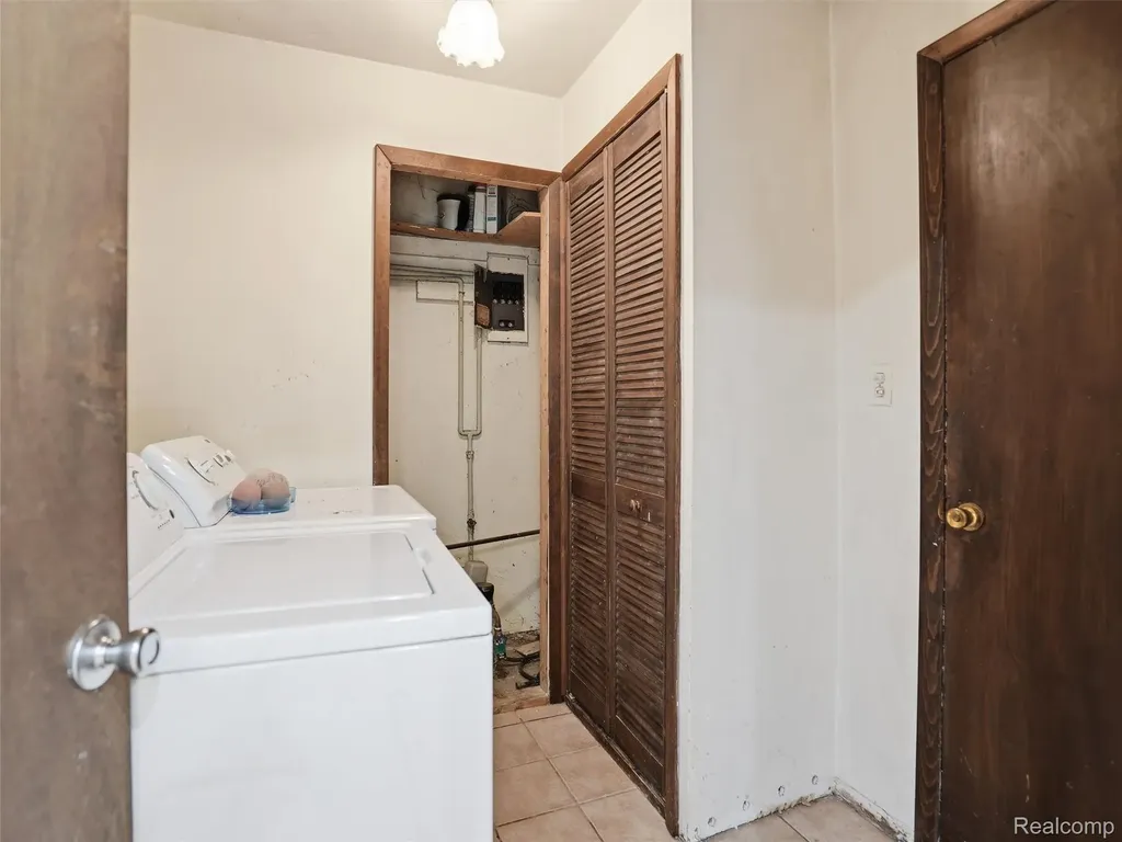 37843 Emery Street Clinton Charter Township MI 48036