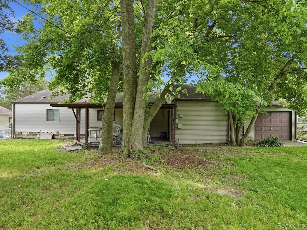 37843 Emery Street Clinton Charter Township MI 48036