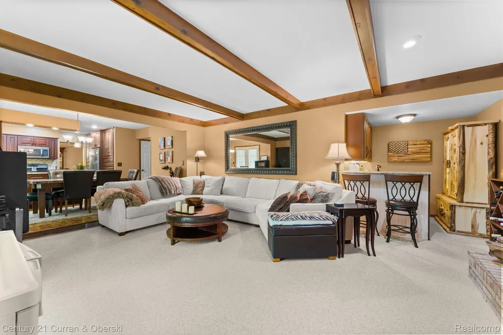 44962 Steeplepath Novi City MI 48375