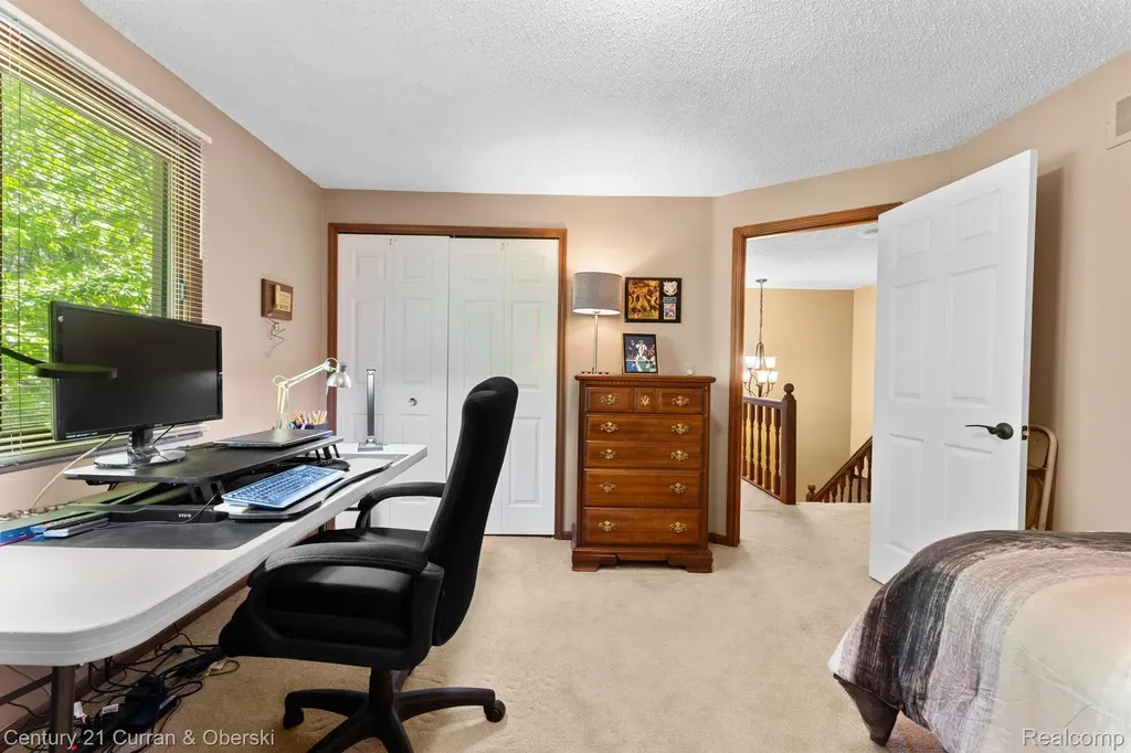 44962 Steeplepath Novi City MI 48375