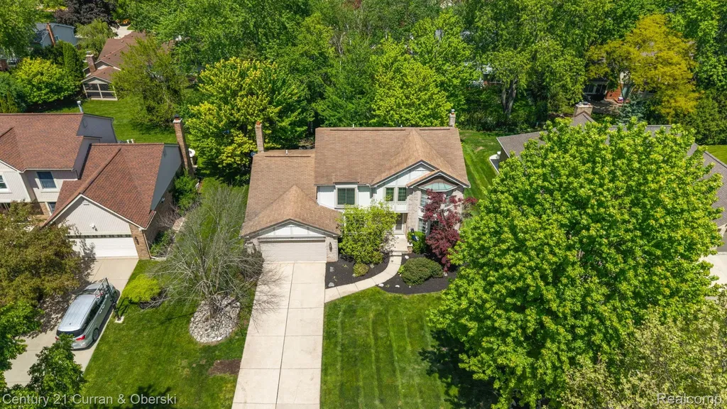 44962 Steeplepath Novi City MI 48375
