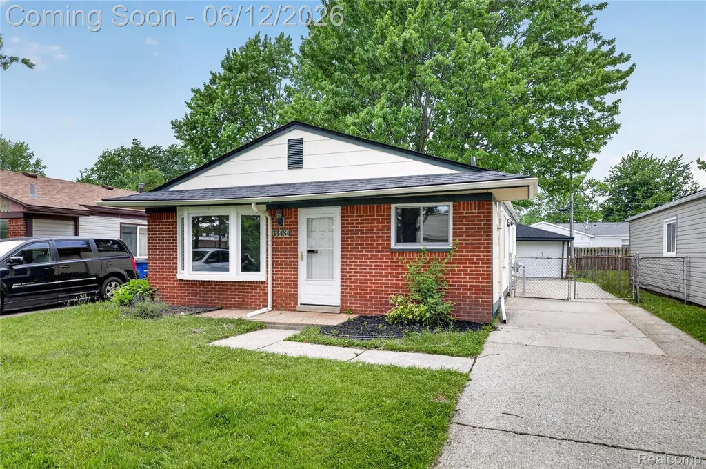 33484 Krauter Street Westland City MI 48185
