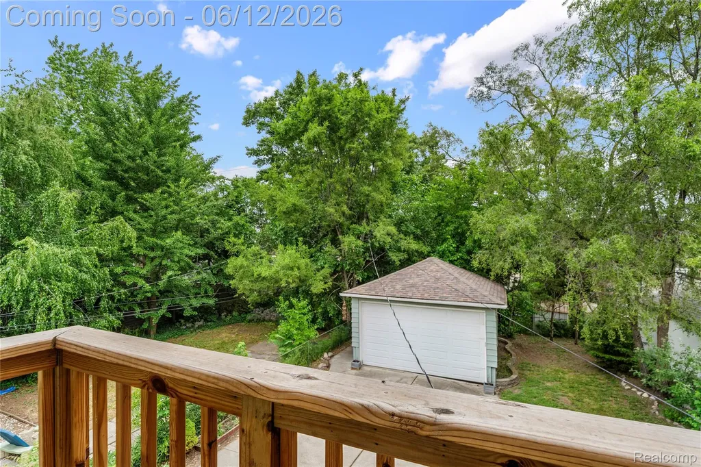 454 W Saratoga Street Ferndale City MI 48220
