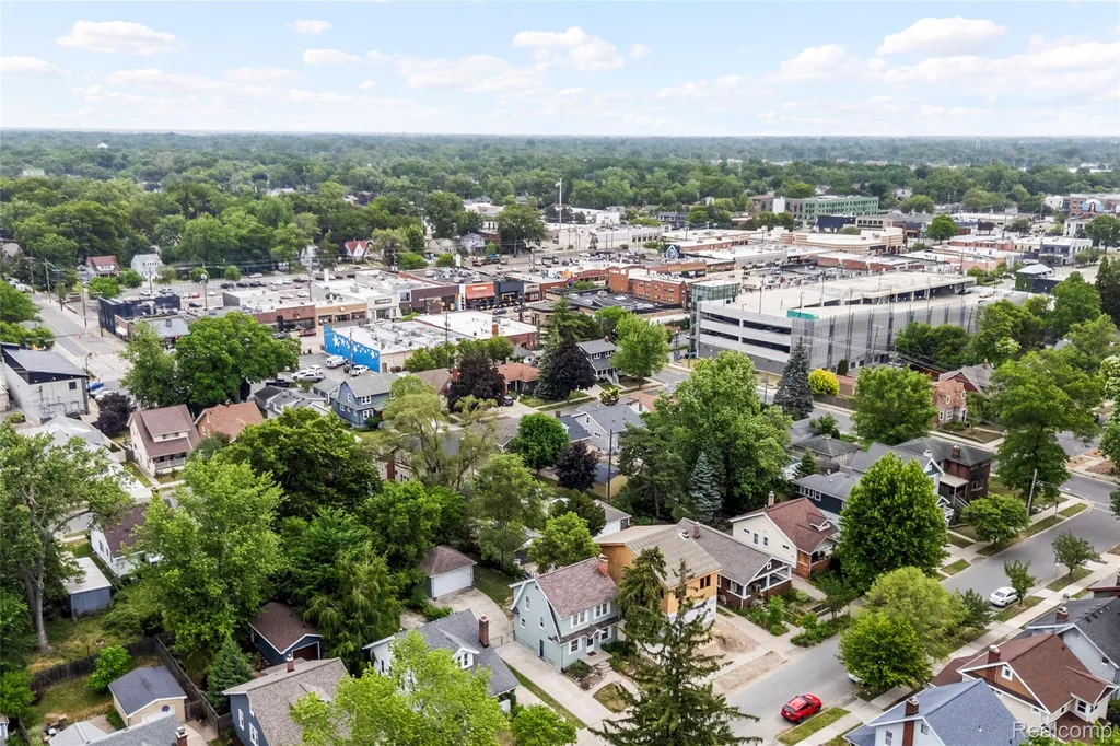 454 W Saratoga Street Ferndale City MI 48220