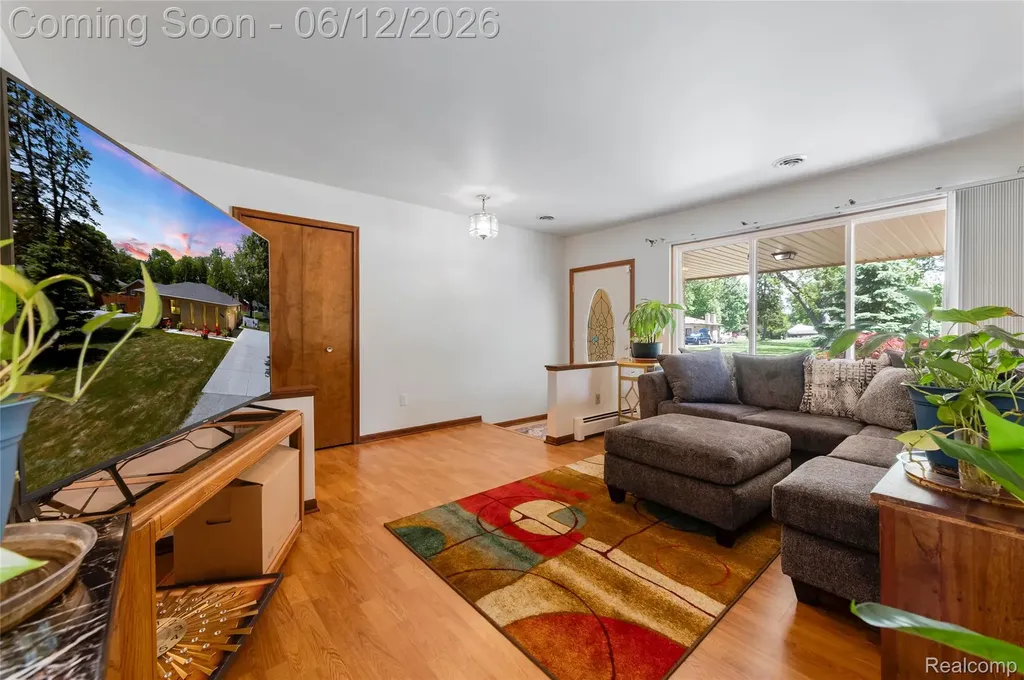 36539 Capper Drive Clinton Charter Township MI 48035