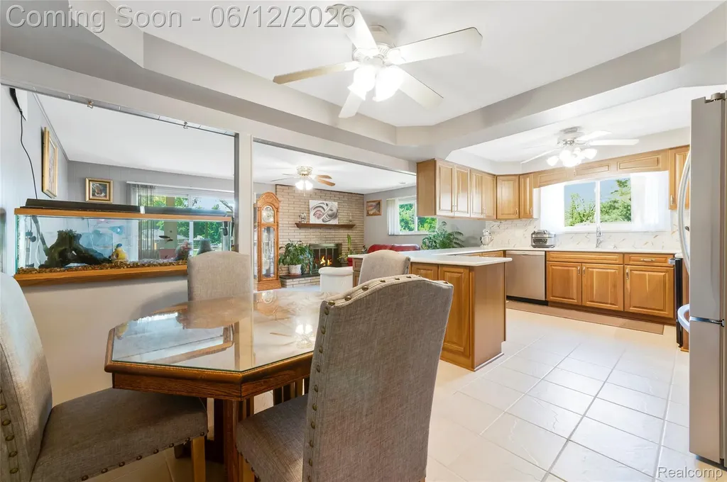 36539 Capper Drive Clinton Charter Township MI 48035