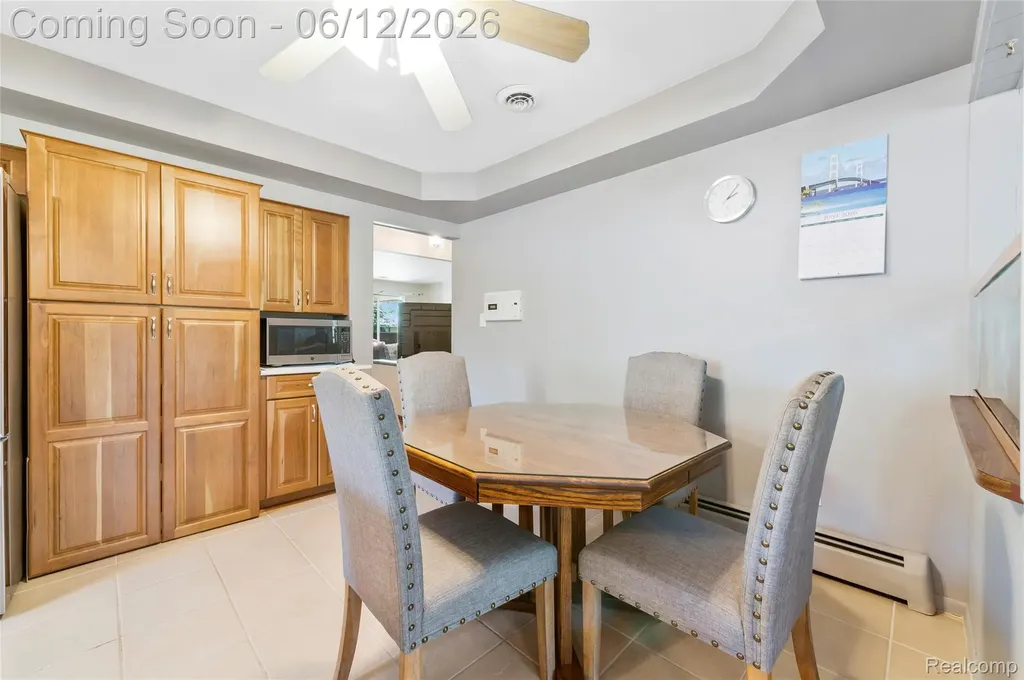 36539 Capper Drive Clinton Charter Township MI 48035
