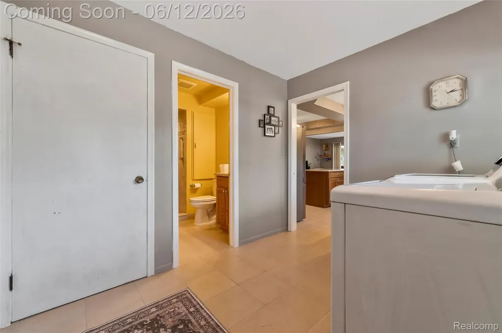 36539 Capper Drive Clinton Charter Township MI 48035
