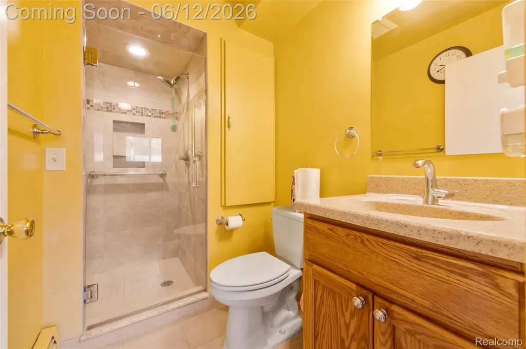 36539 Capper Drive Clinton Charter Township MI 48035
