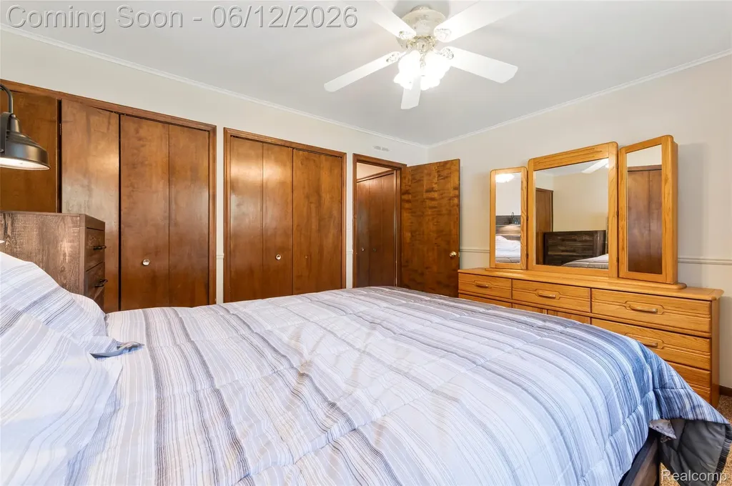 36539 Capper Drive Clinton Charter Township MI 48035