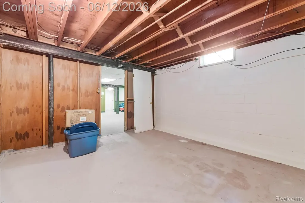 36539 Capper Drive Clinton Charter Township MI 48035