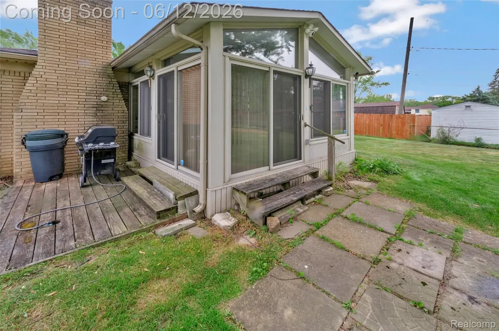 36539 Capper Drive Clinton Charter Township MI 48035