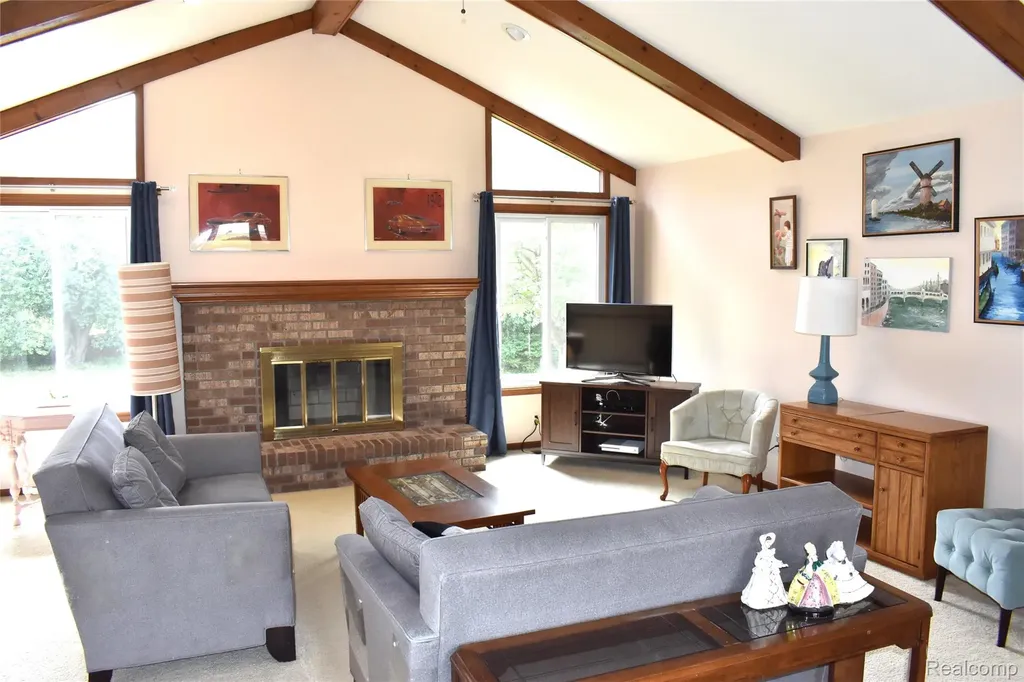 16318 White Haven Drive Northville Township MI 48168