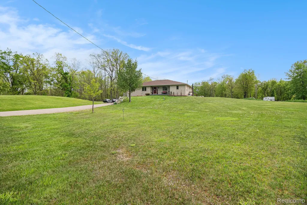 7031 Munsell Road Iosco Township MI 48843