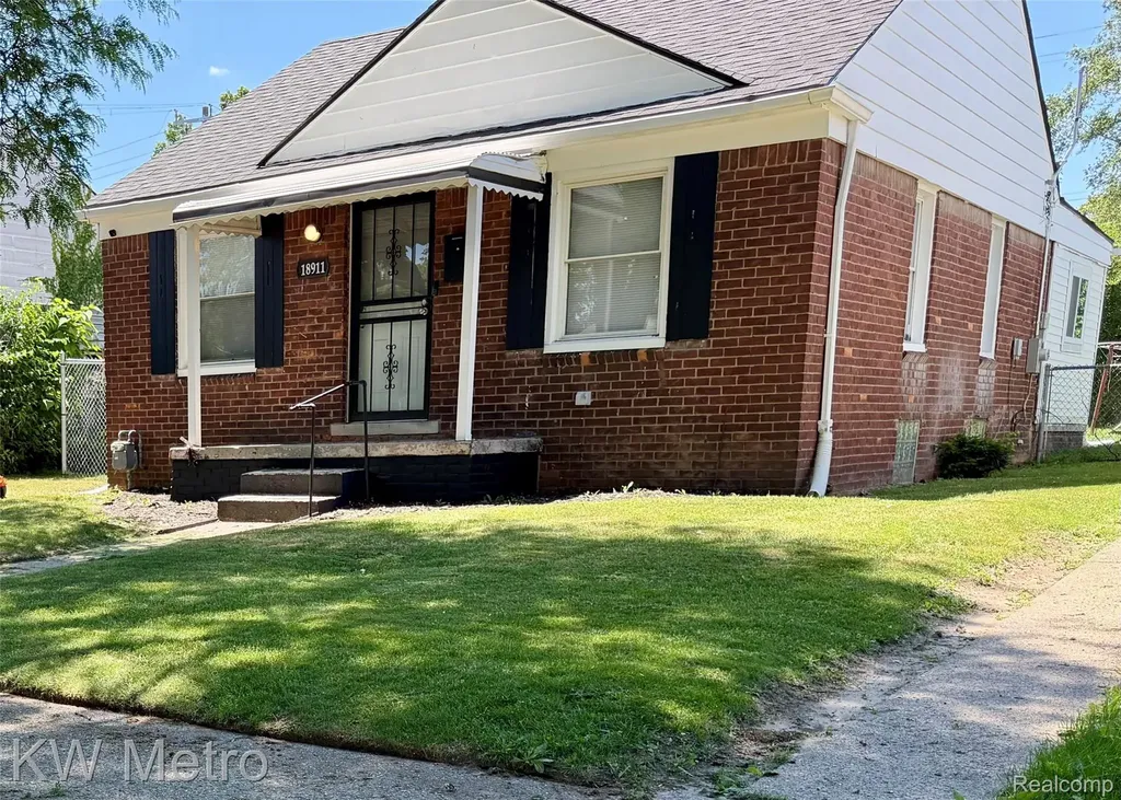 18911 Oakfield Street Detroit City MI 48235