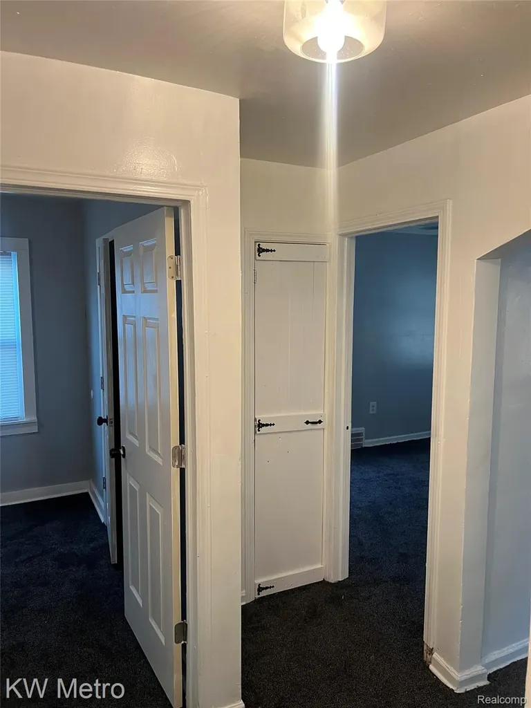 18911 Oakfield Street Detroit City MI 48235