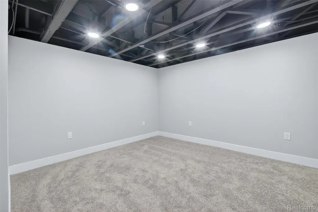 41785 Independence Drive Novi City MI 48377