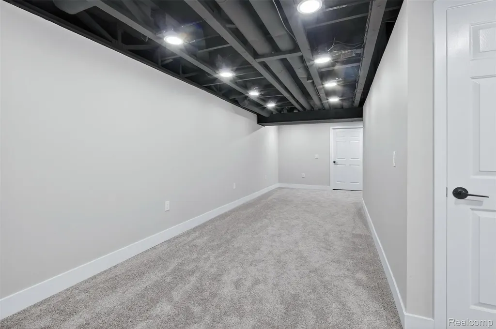 41785 Independence Drive Novi City MI 48377