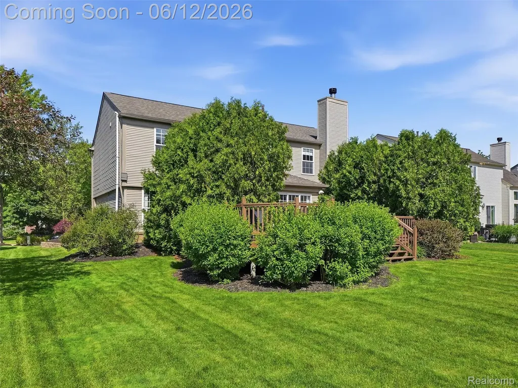 732 Westhills Drive South Lyon City MI 48178