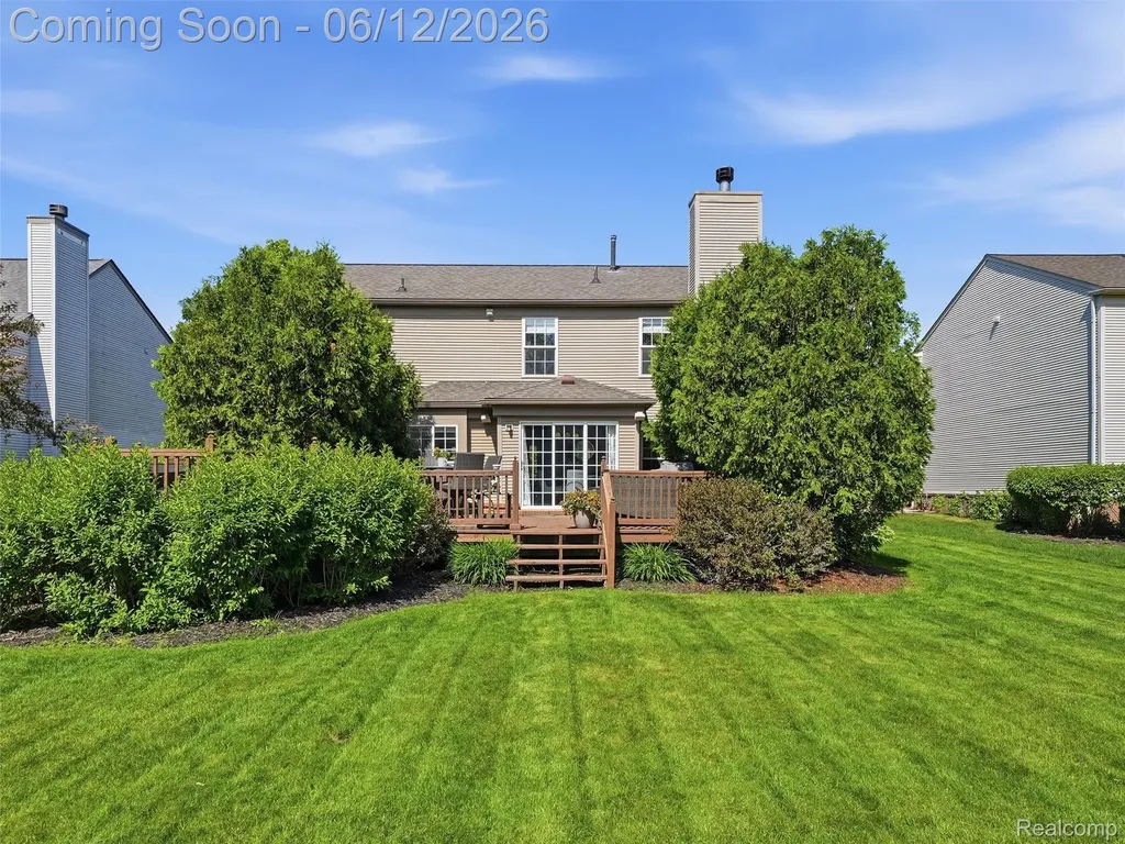 732 Westhills Drive South Lyon City MI 48178