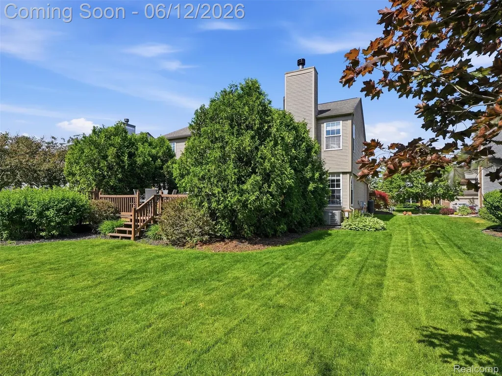 732 Westhills Drive South Lyon City MI 48178