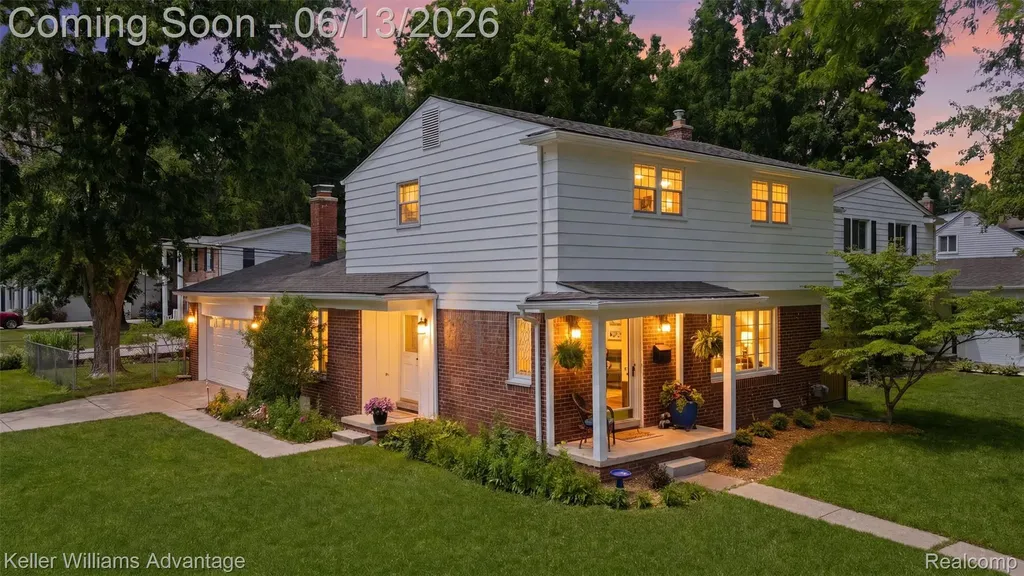 17415 Sunset Street Livonia City MI 48152