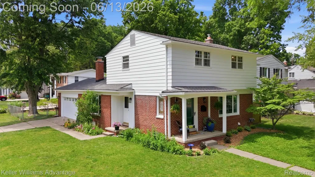 17415 Sunset Street Livonia City MI 48152
