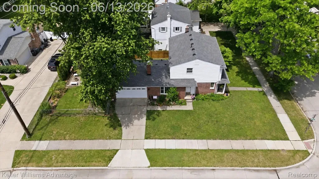 17415 Sunset Street Livonia City MI 48152