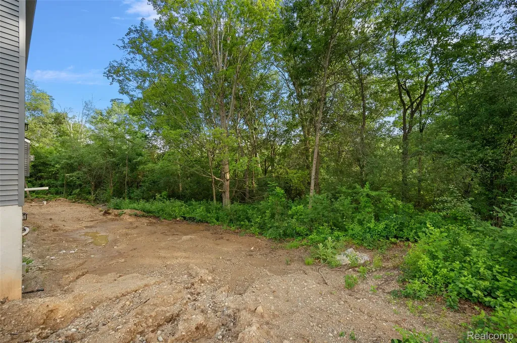 9355 Andersonville Road Springfield Charter Township MI 48346