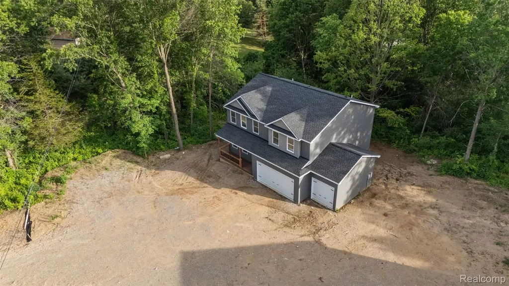 9355 Andersonville Road Springfield Charter Township MI 48346
