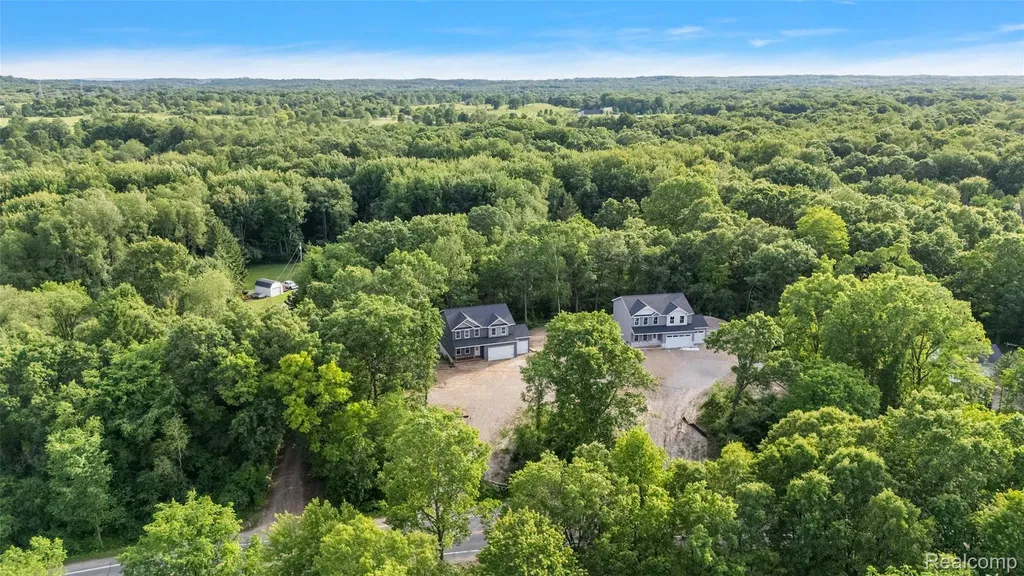 9355 Andersonville Road Springfield Charter Township MI 48346