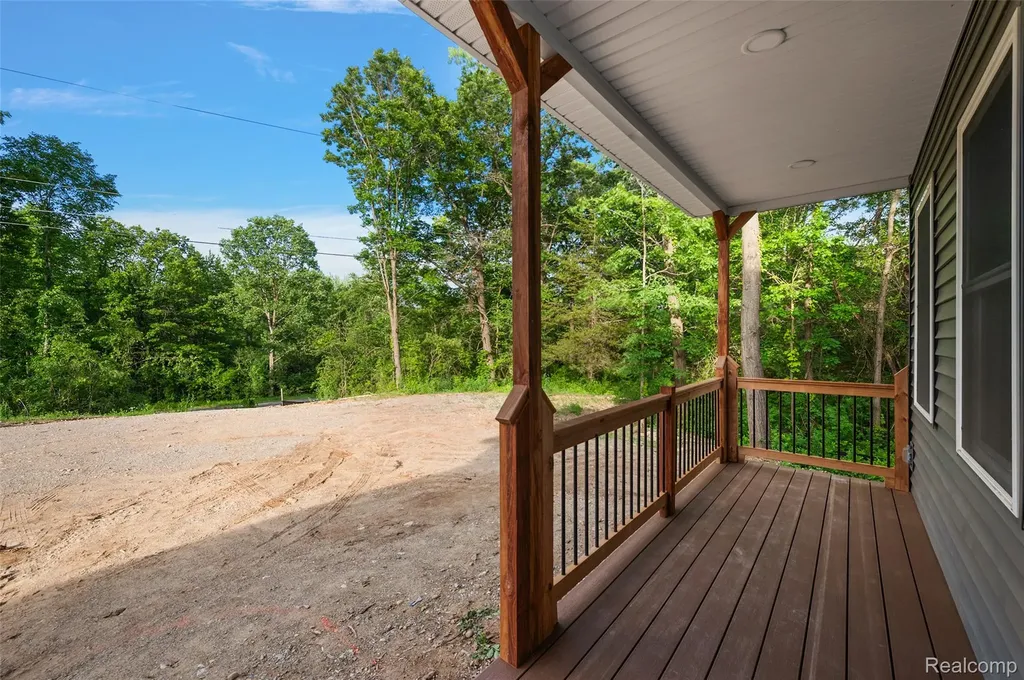 9355 Andersonville Road Springfield Charter Township MI 48346