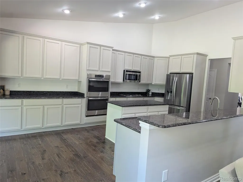 23790 Millwood Lyon Charter Township MI 48178