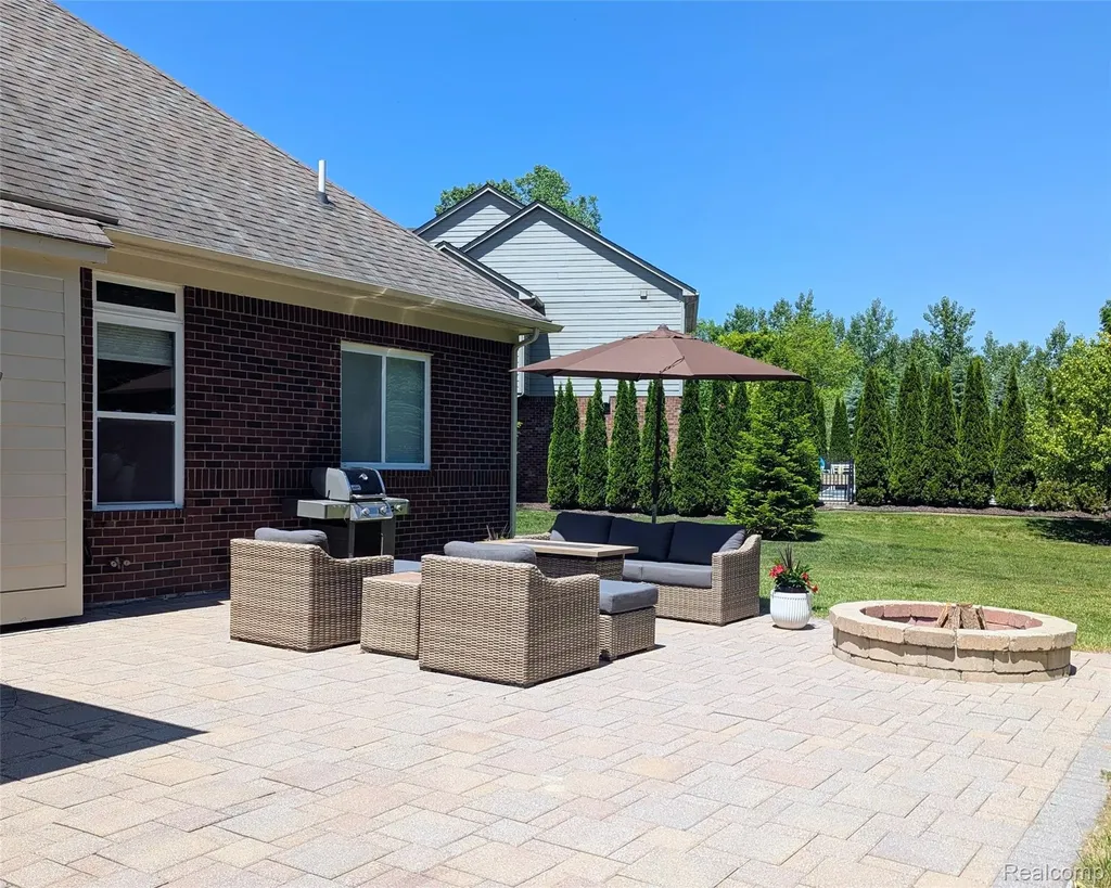 23790 Millwood Lyon Charter Township MI 48178