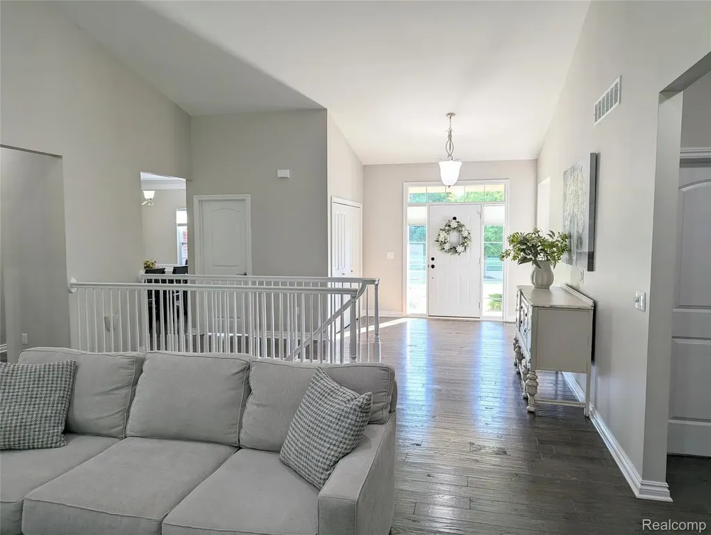 23790 Millwood Lyon Charter Township MI 48178