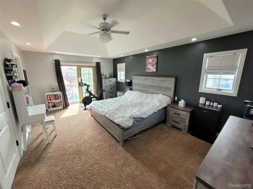 22434 Lange Street St. Clair Shores City MI 48080