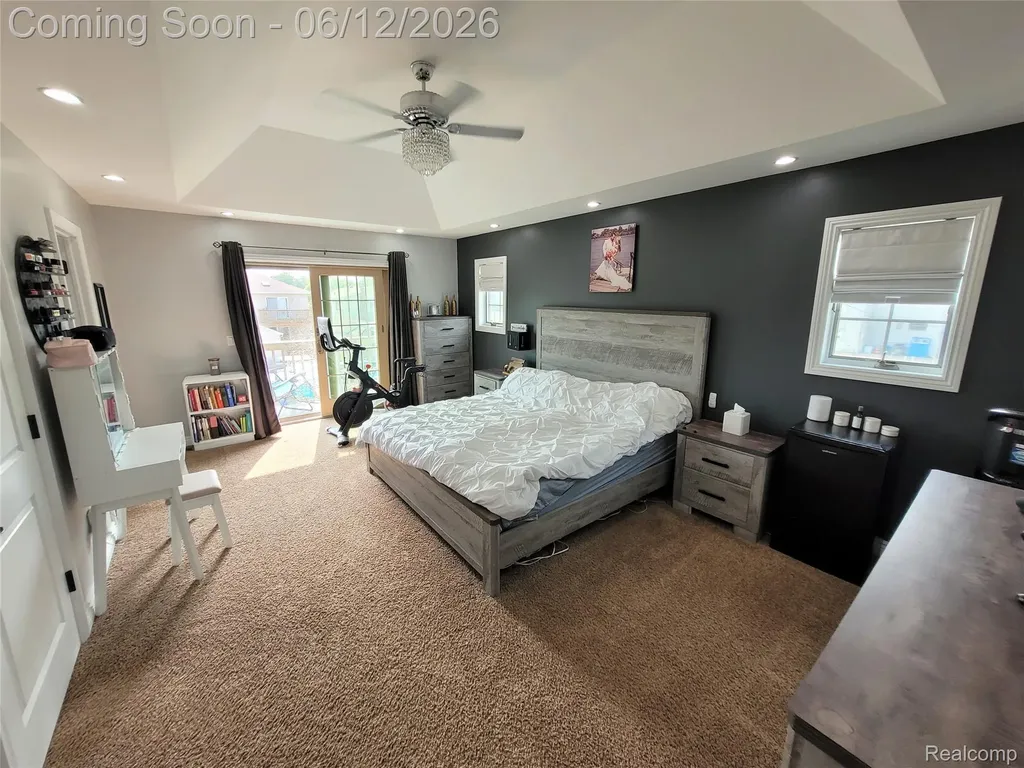 22434 Lange Street St. Clair Shores City MI 48080