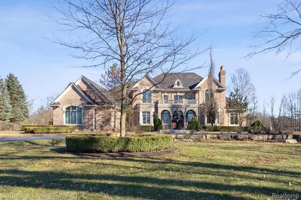 1221 Wilderness Hills Trail Putnam Township MI 48169