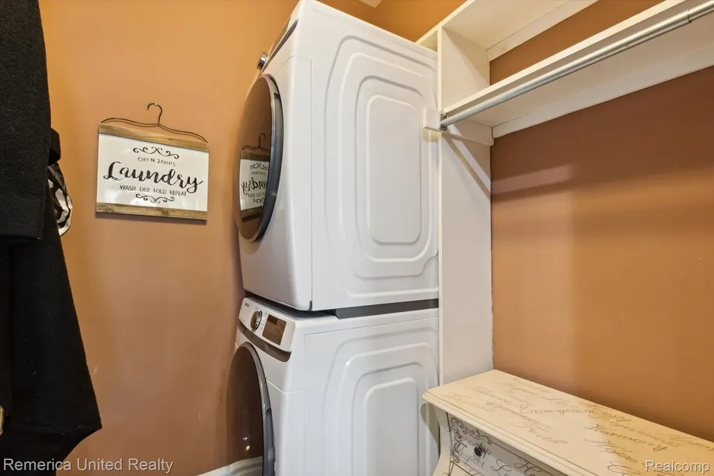 1221 Wilderness Hills Trail Putnam Township MI 48169