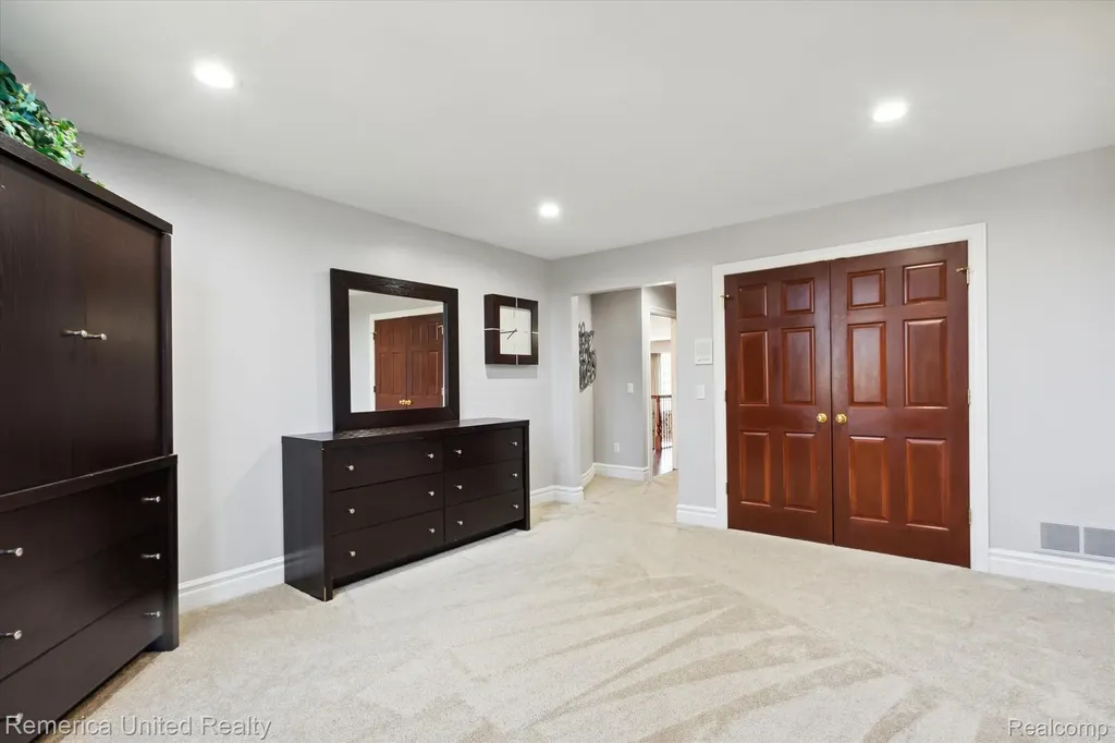 1221 Wilderness Hills Trail Putnam Township MI 48169