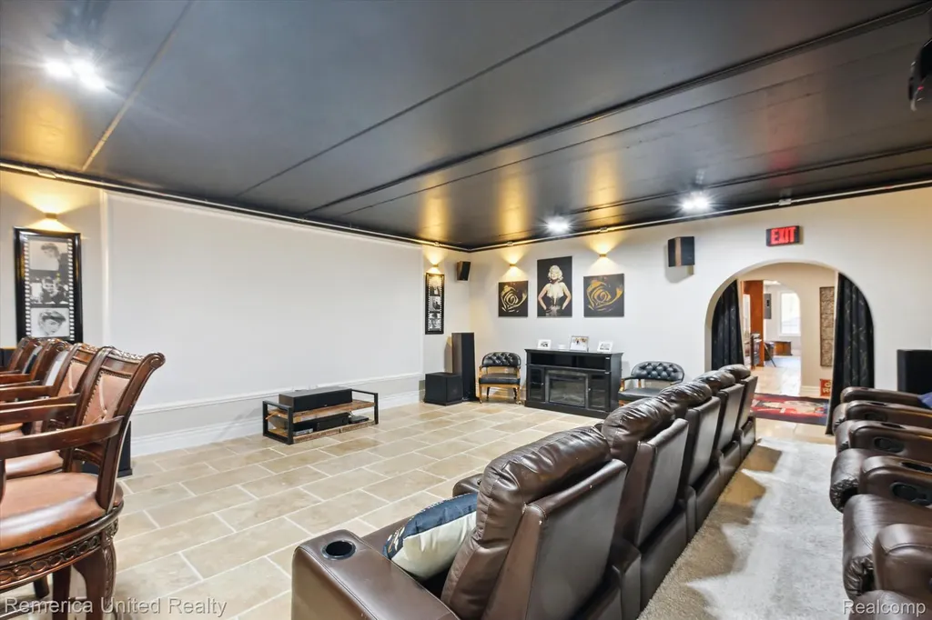 1221 Wilderness Hills Trail Putnam Township MI 48169