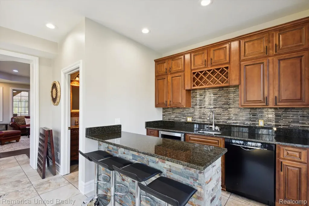 1221 Wilderness Hills Trail Putnam Township MI 48169