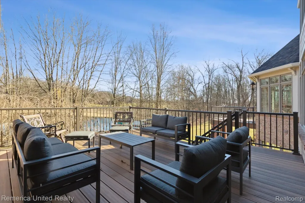 1221 Wilderness Hills Trail Putnam Township MI 48169