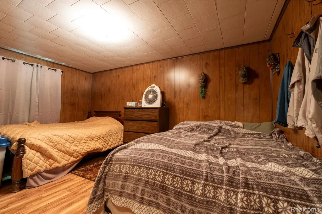 2091 N Athey Hamilton Township MI 48625