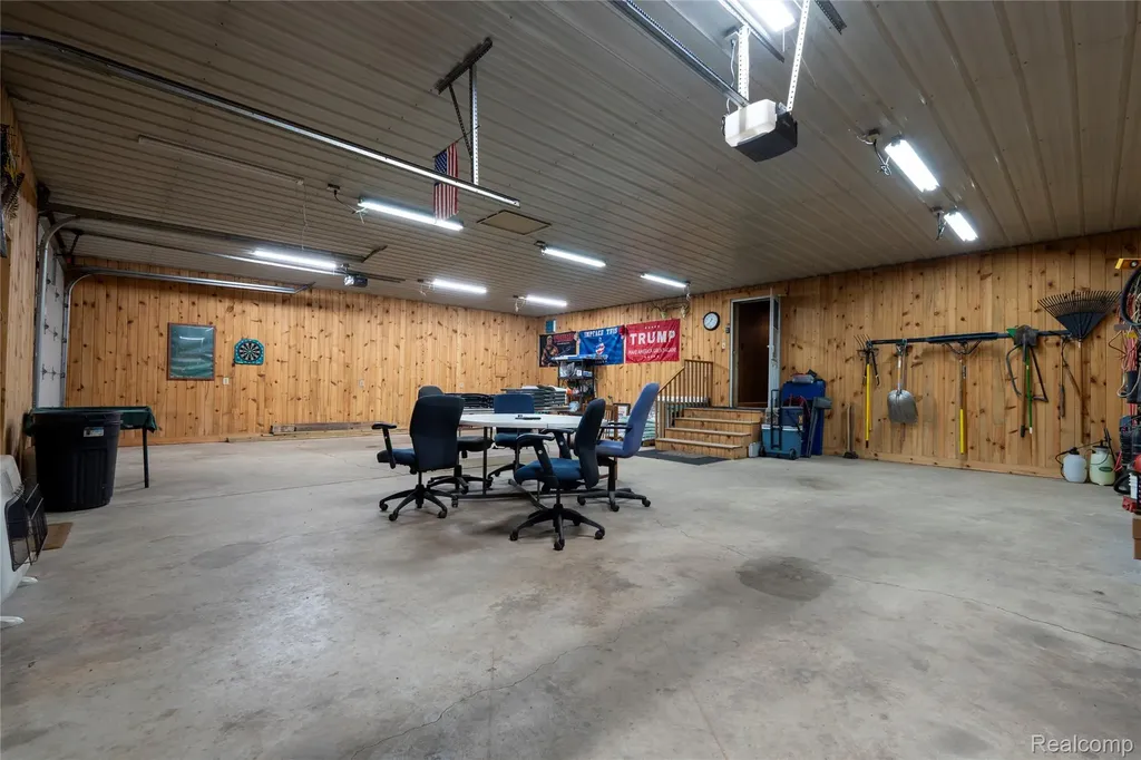 2091 N Athey Hamilton Township MI 48625