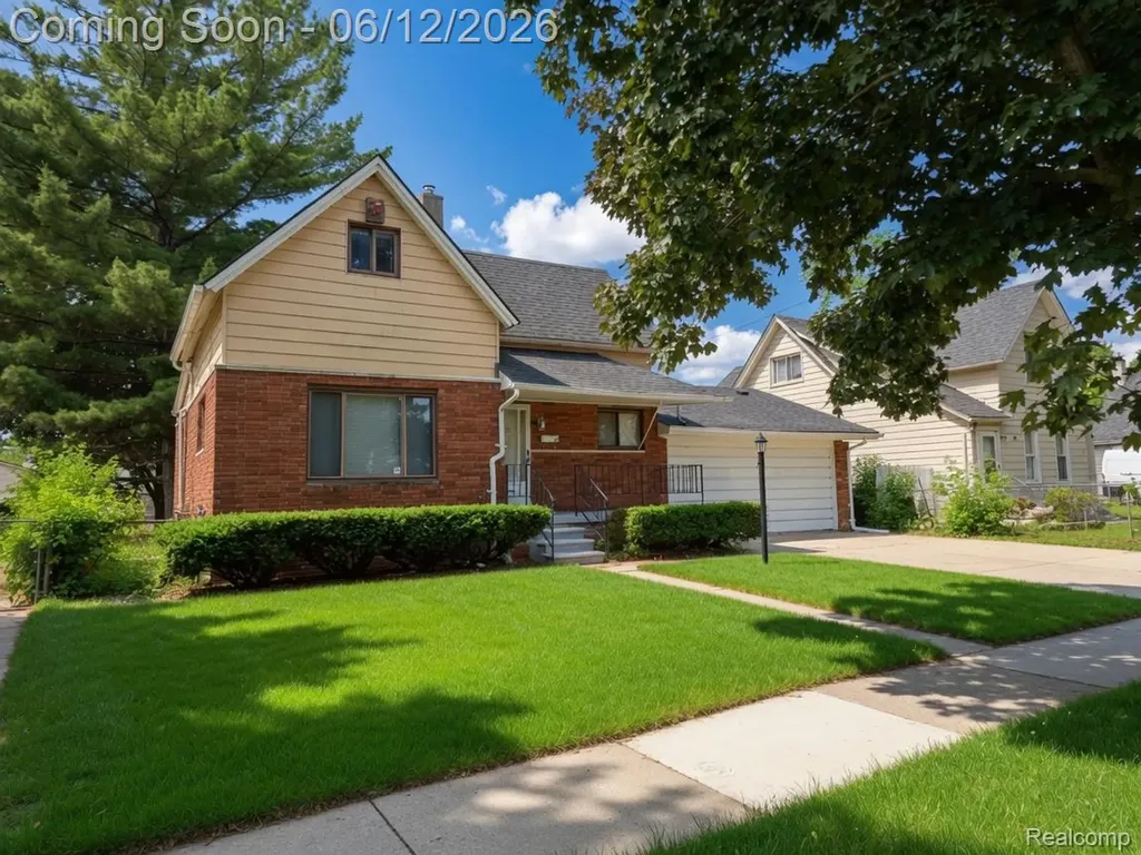 46 Michigan Street Mt. Clemens City MI 48043