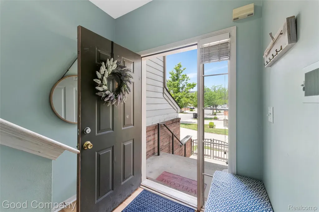 4742 Maddie Lane Dearborn City MI 48126