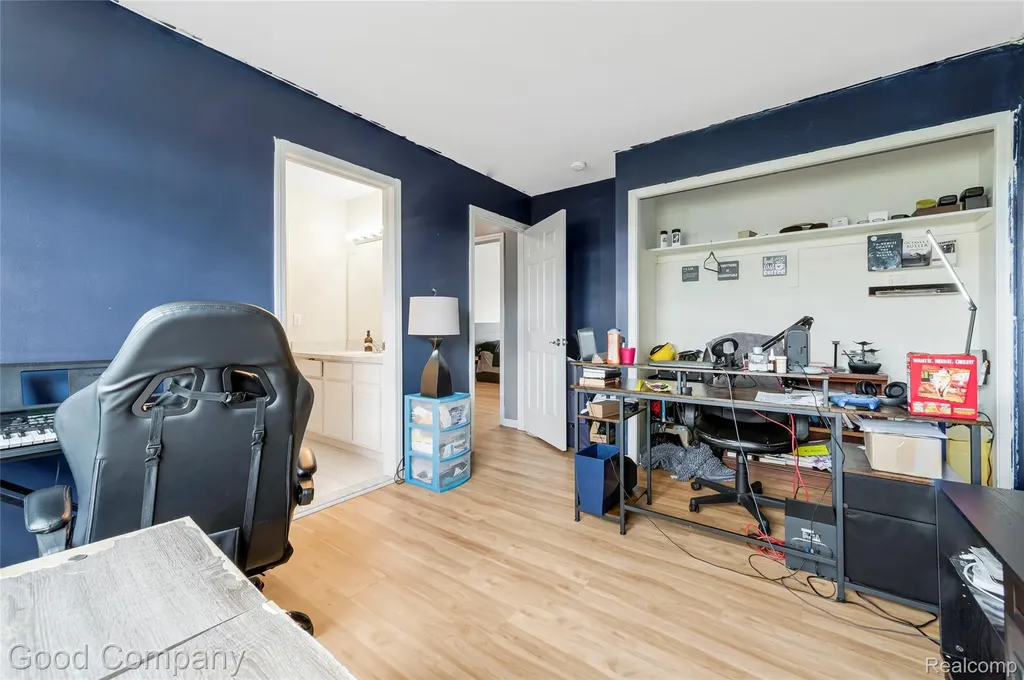4742 Maddie Lane Dearborn City MI 48126