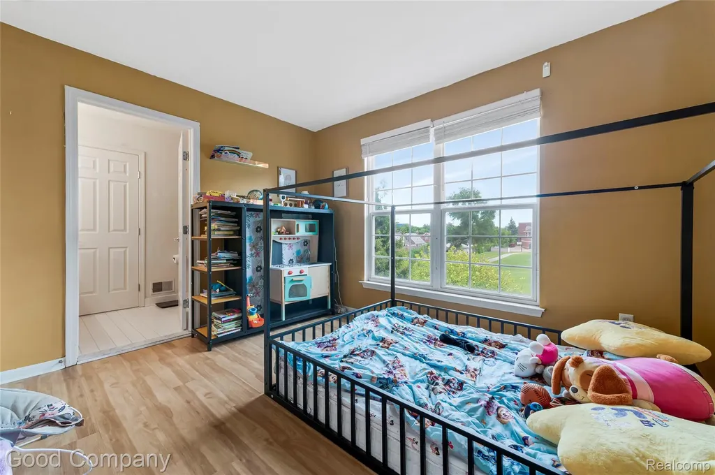 4742 Maddie Lane Dearborn City MI 48126