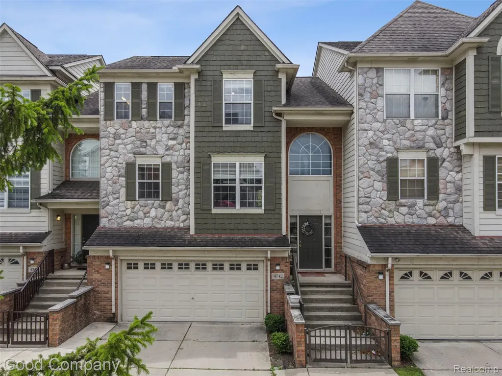 4742 Maddie Lane Dearborn City MI 48126